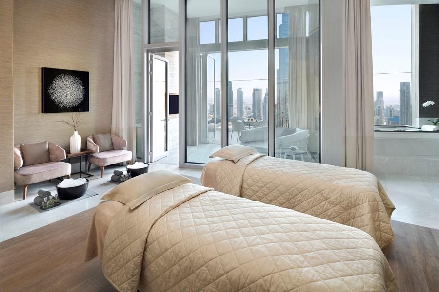 Address Sky View, Downtown Dubai Hotel Exterior photo The spa at The Ritz-Carlton, Dubai