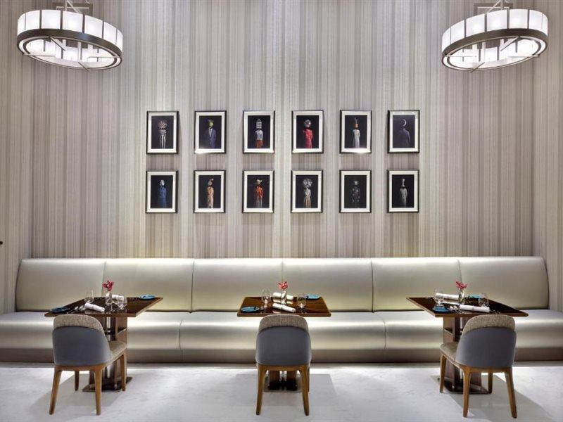 Address Sky View, Downtown Dubai Hotel Exterior photo The interior of the restaurant