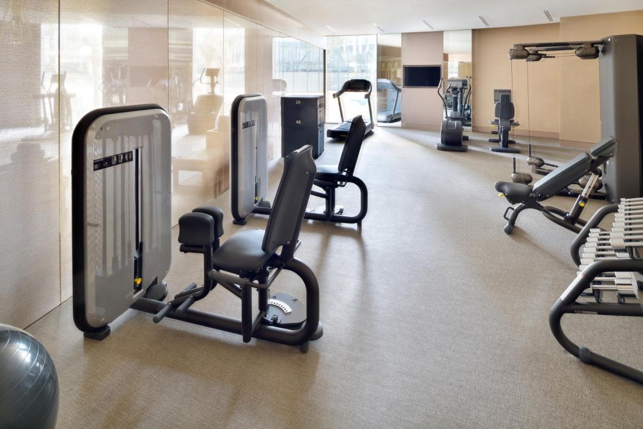 Address Sky View, Downtown Dubai Hotel Exterior photo The gym at the hotel