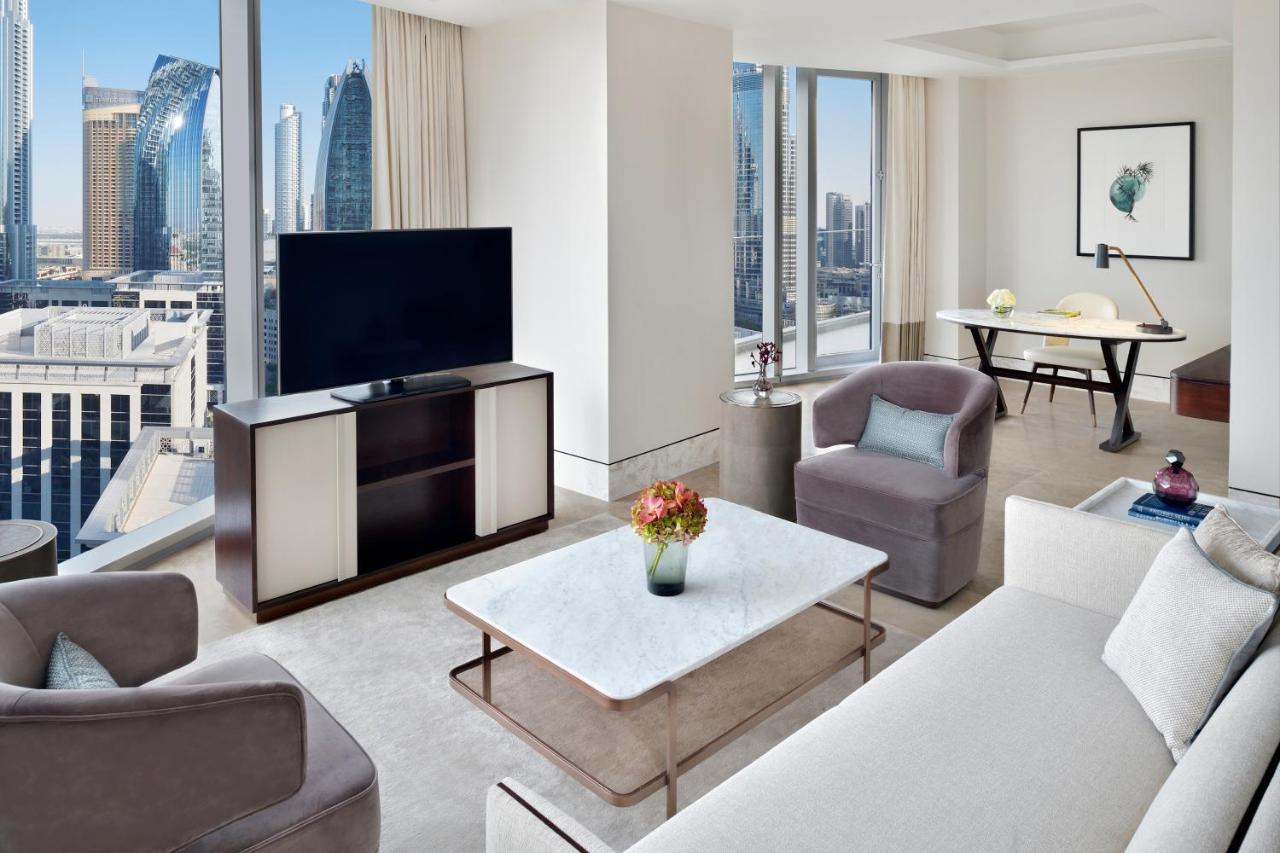 Address Sky View, Downtown Dubai Hotel Exterior photo A living room at the Mandarin Oriental London