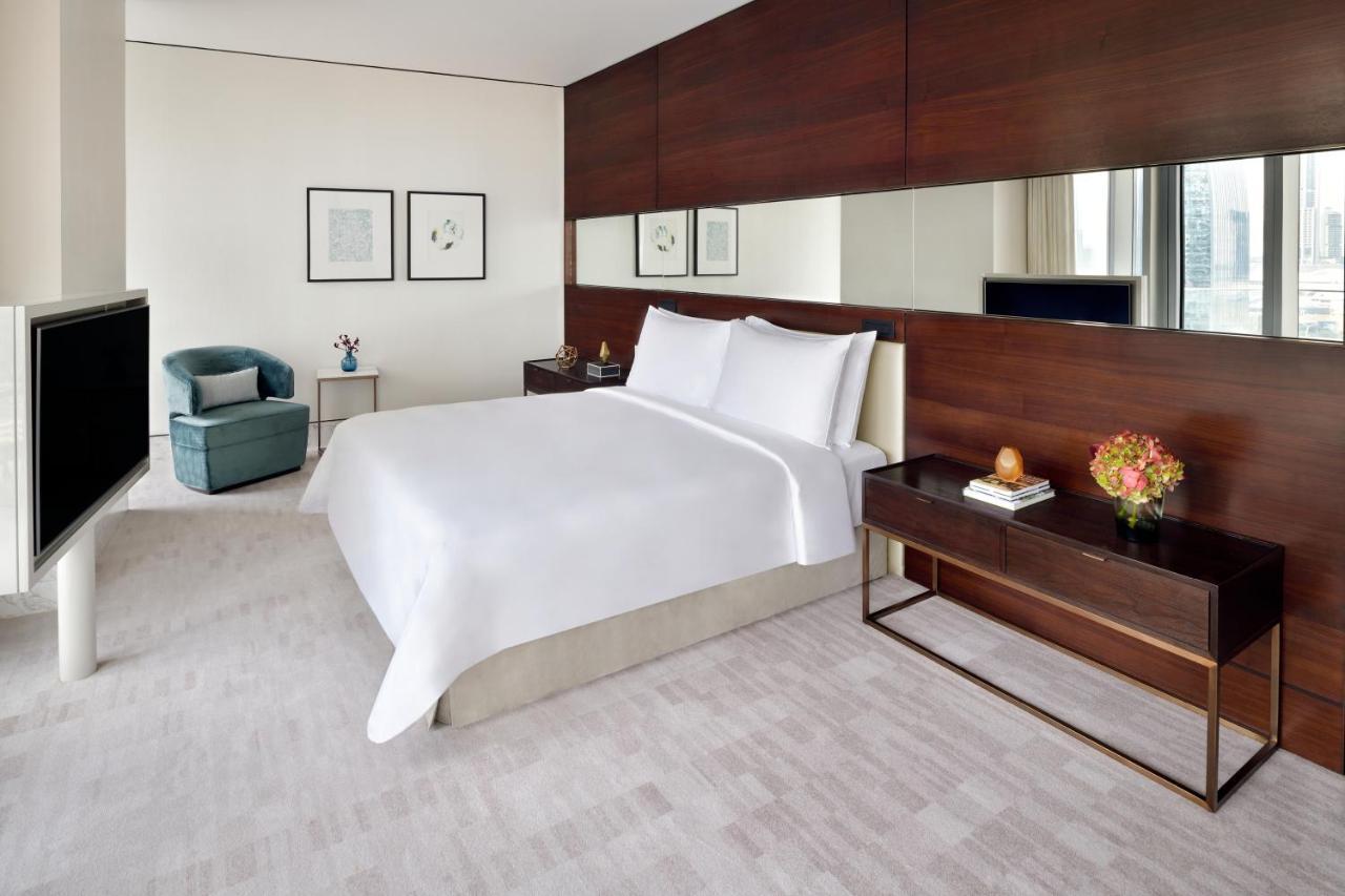 Address Sky View, Downtown Dubai Hotel Exterior photo A bedroom at the hotel