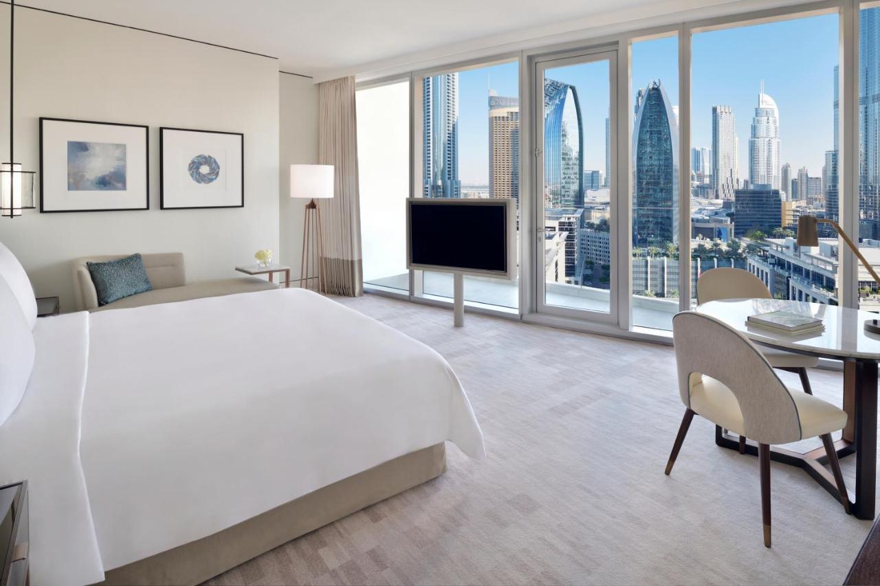 Address Sky View, Downtown Dubai Hotel Exterior photo A guest room at the hotel