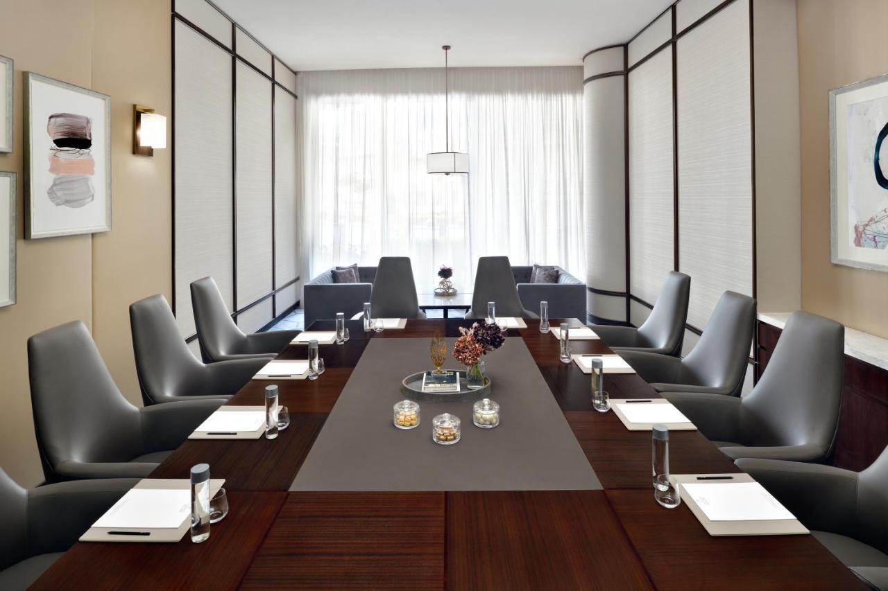 Address Sky View, Downtown Dubai Hotel Exterior photo Boardroom